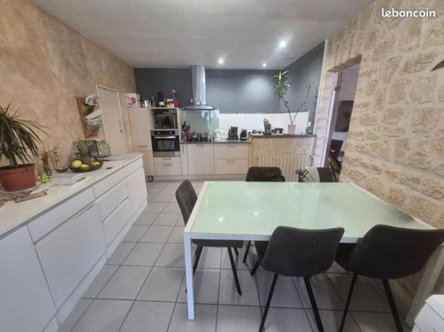 Maison vente à Fontenay-le-Comte, Saint-martin-de-fraigneau