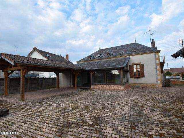 Maison vente à Charolles, Gueugnon