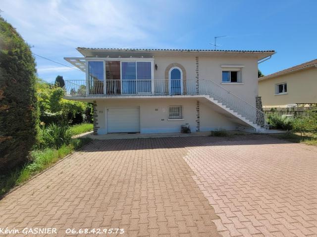 Maison vente à Angoulême, Aignes-et-puypéroux