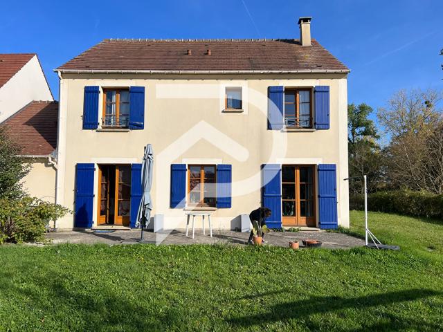 Maison vente à Senlis, Brégy