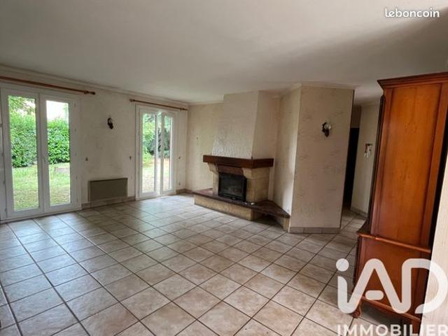 Maison vente à Vendôme, Selommes