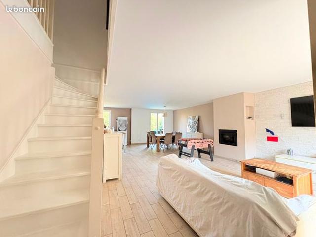Maison vente à Créteil, Le Plessis-trévise