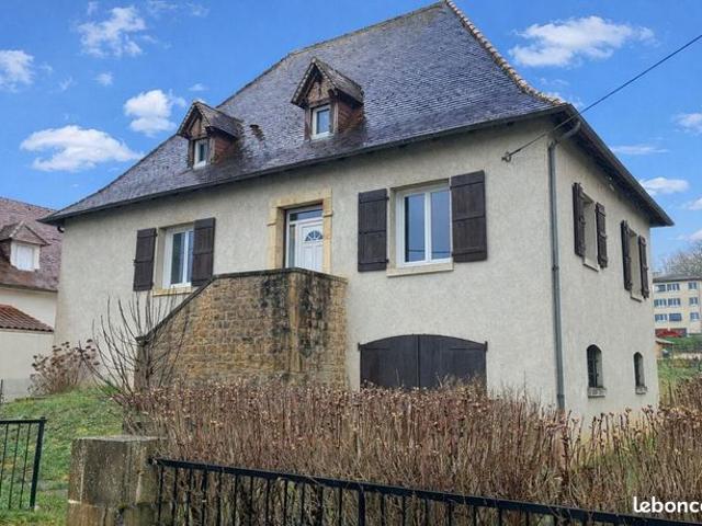 Maison vente à Figeac, Saint-céré