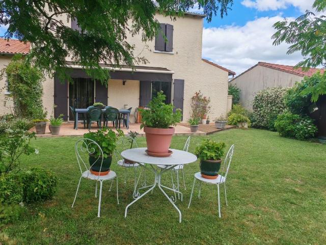 Maison vente à Saintes