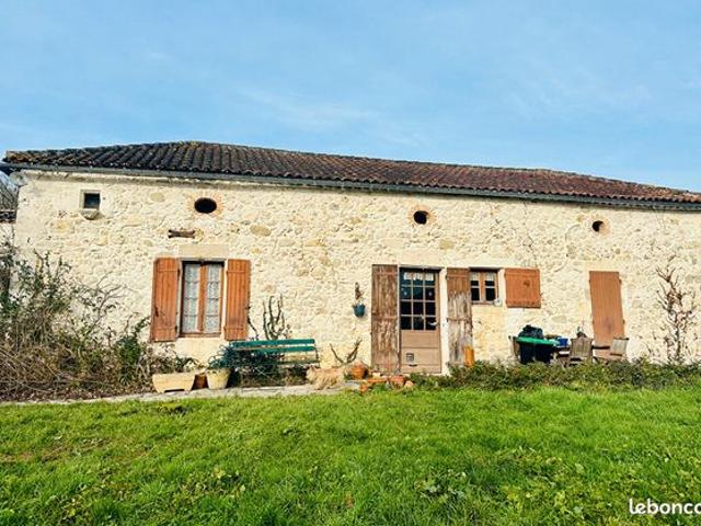 Maison vente à Hautefage-la-tour