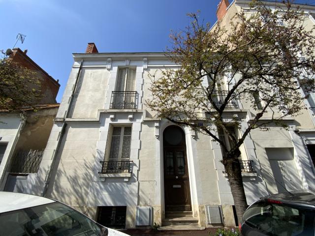 Maison vente à Vichy, Allier