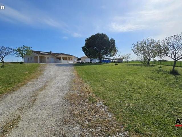 Maison vente à Saint-quentin-de-chalais