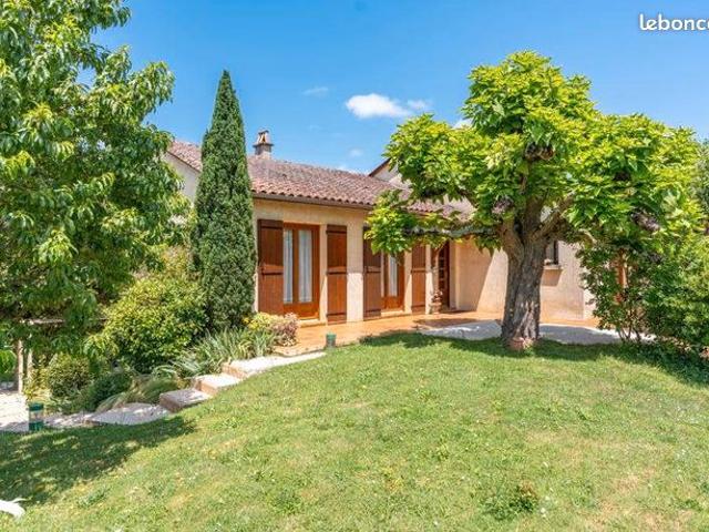 Maison vente à Couze-et-saint-front