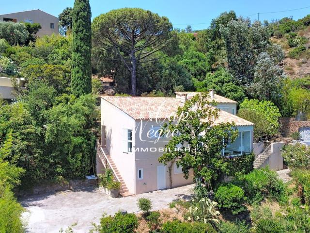 Maison vente à La Tessonière, Rayol-Canadel-sur-Mer