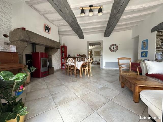 Maison vente à La Roche-sur-Yon, Montaigu