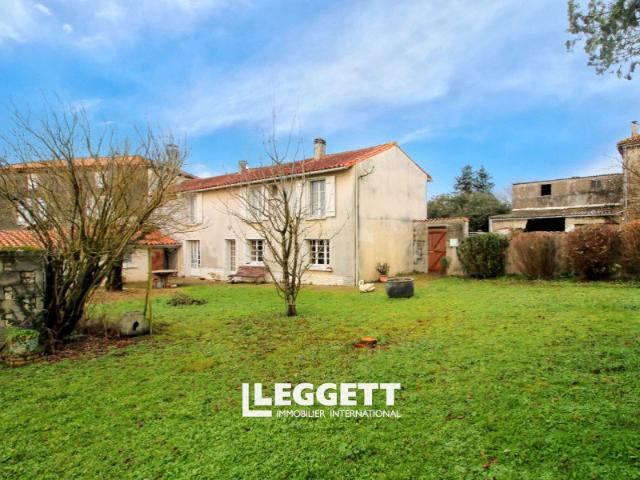 Maison vente à Saint-Jean-d'Angély, Villiers-couture