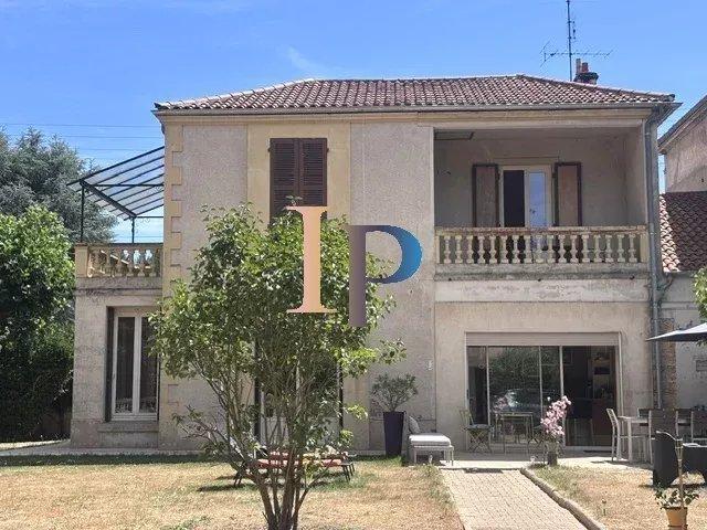 Maison vente à Roanne, Charlieu
