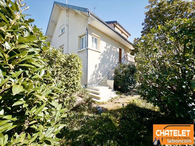 Maison vente à Bourg-en-Bresse, Bourg-en-bresse