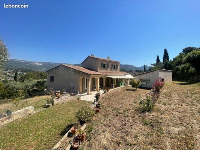 Maison vente à Arrondissement de Toulon, Toulon