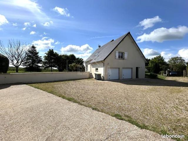 Maison vente à Confolens, Courcôme