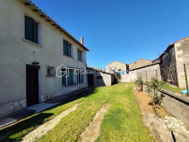 Maison vente à Niort, La Bataille