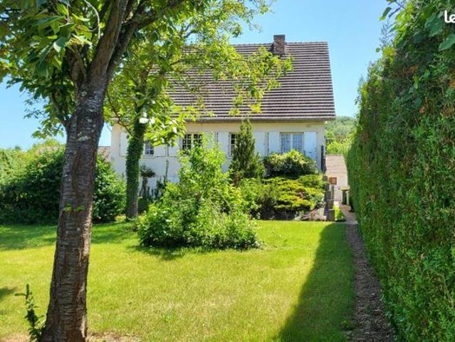 Maison vente à Bourges, Étréchy