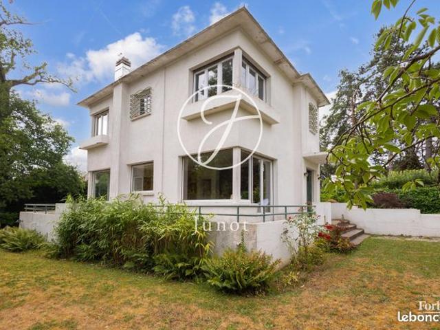 Maison vente à Versailles, La Celle-saint-cloud