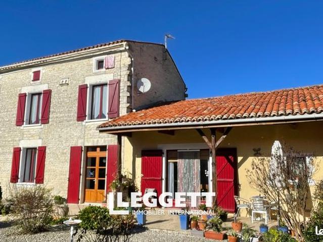 Maison vente à Confolens, Oradour