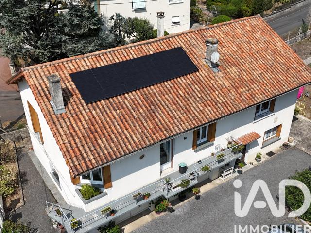Maison vente à Angoulême, La Couronne
