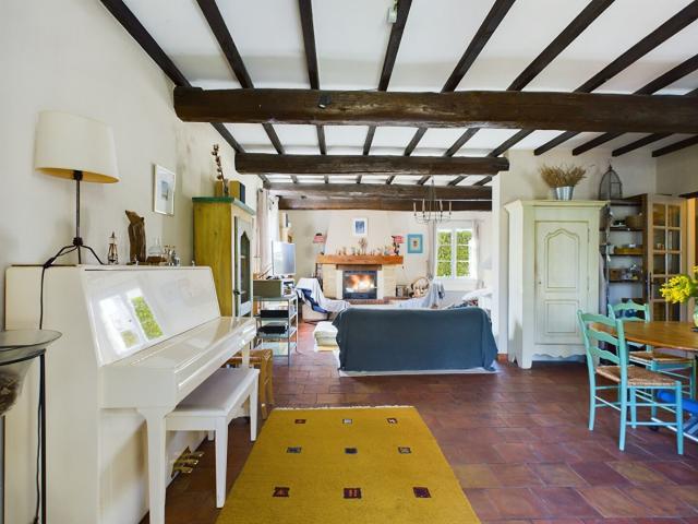 Maison vente à Nîmes, Les Angles
