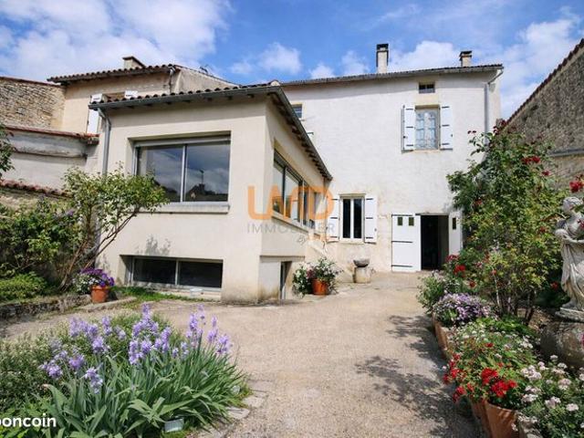 Maison vente à Saint-Jean-d'Angély, Matha
