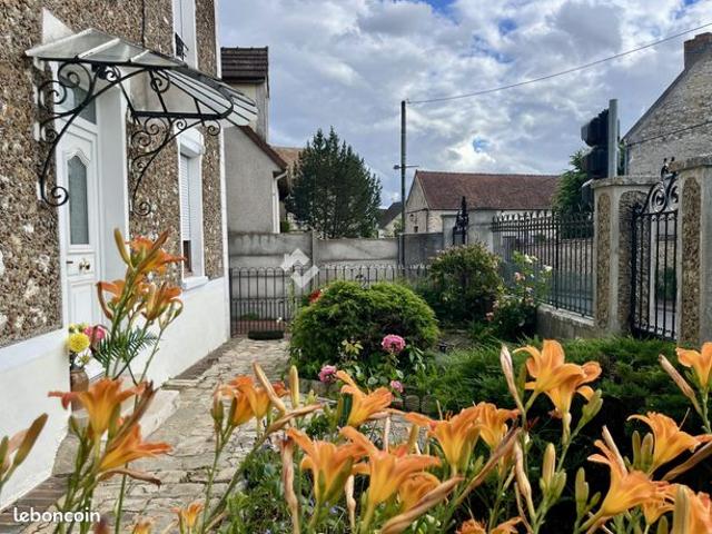 Maison vente à Mantes-la-Jolie, Orvilliers