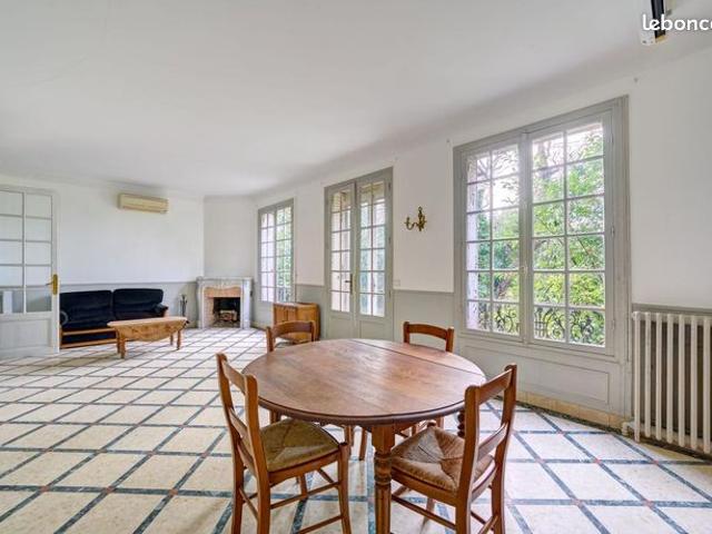 Maison vente à Crosne, Essonne