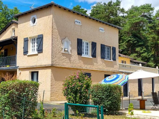 Maison vente à Nontron, Saint-martial-de-valette