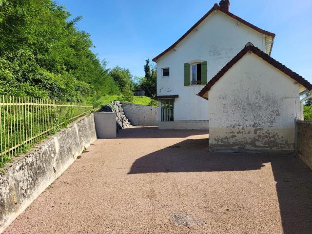 Maison vente à Charolles, La Motte-saint-jean