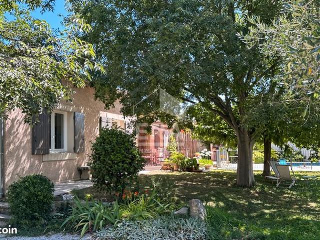 Maison vente à Arles, Maillane