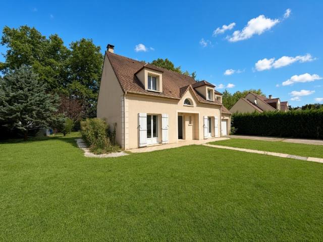 Maison vente à Fontainebleau, Saint-pierre-lès-nemours