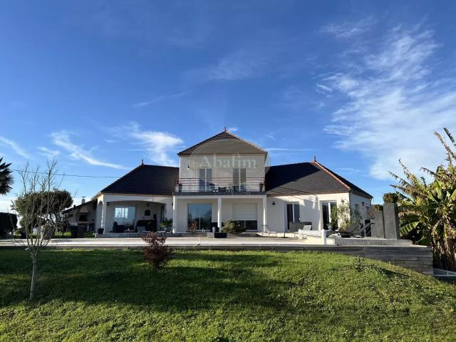 Maison vente à Pau, Nay