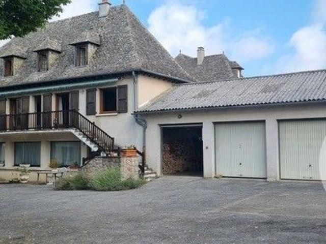 Maison vente à Aurillac, Montsalvy