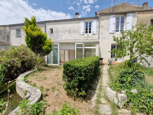 Maison vente à Cozes