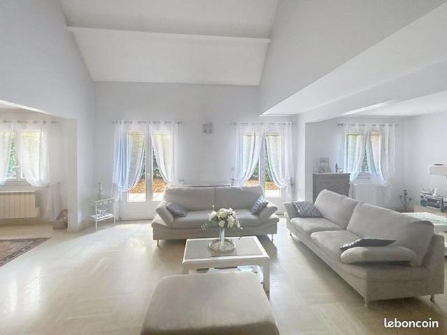 Maison vente à Saint-Germain-en-Laye, Villennes-sur-seine