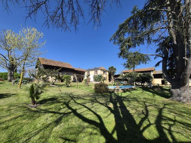 Maison vente à Mirande, Sarraguzan