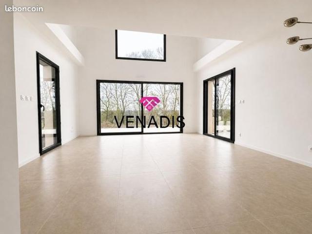 Maison vente à Mesnil-sur-l'Estrée, Eure
