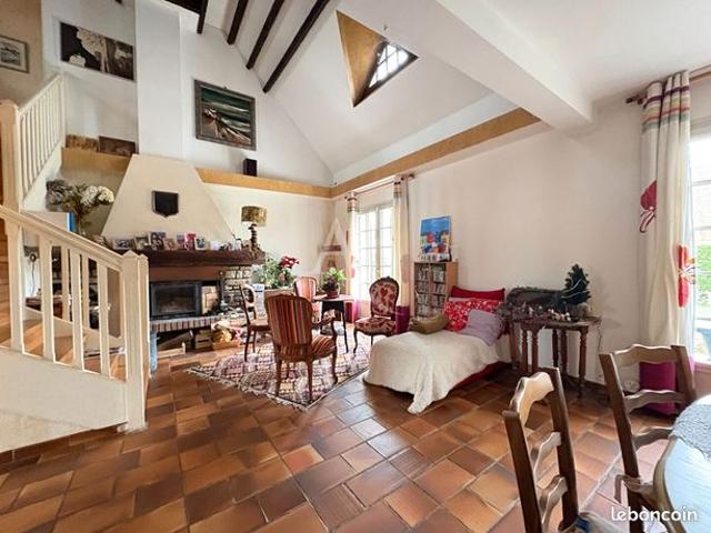 Maison vente à Melun, Le Châtelet-en-brie