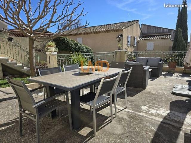 Maison vente à Avignon, Châteauneuf-de-gadagne