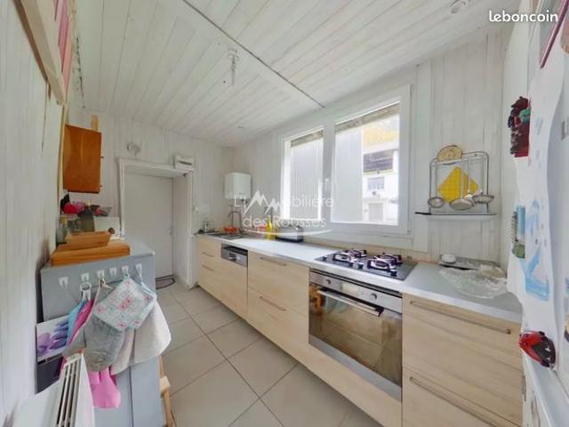 Maison vente à Saint-Claude, Bois-d'amont