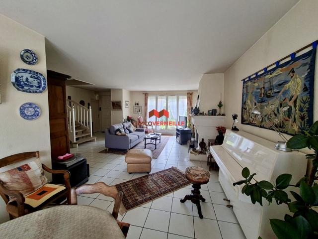Maison vente à Saint-Germain-en-Laye, Carrières-sous-poissy