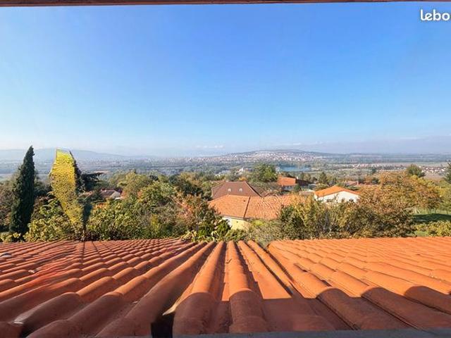 Maison vente à La Roche-noire, Puy-de-Dôme