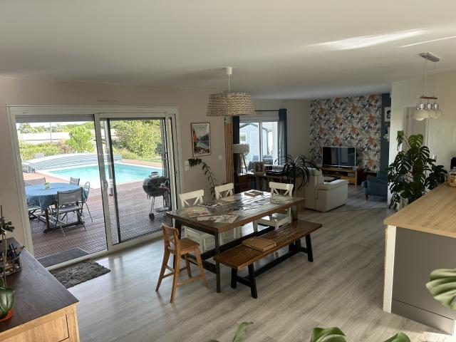Maison vente à La Chaudronne, Cognac