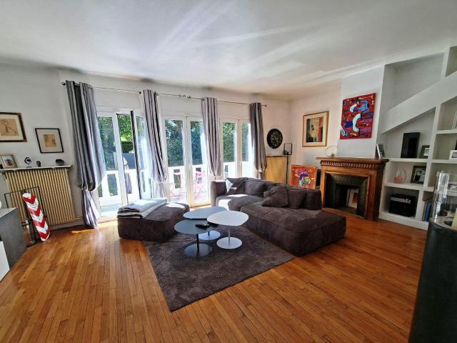 Maison vente à Saint-Germain-en-Laye, Le Pecq