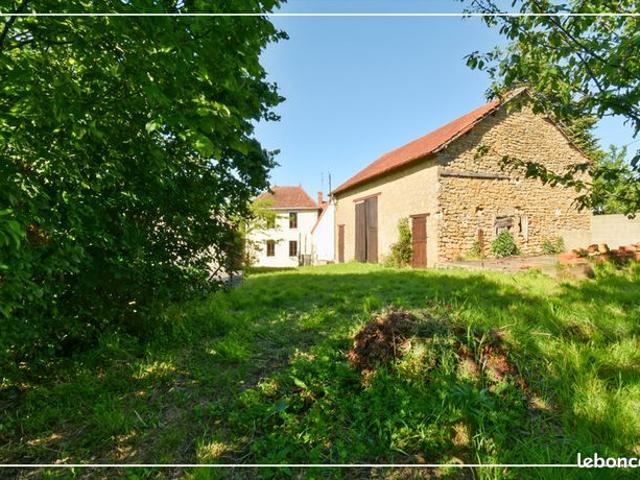 Maison vente à Saint-Amand-Montrond, Châteaumeillant