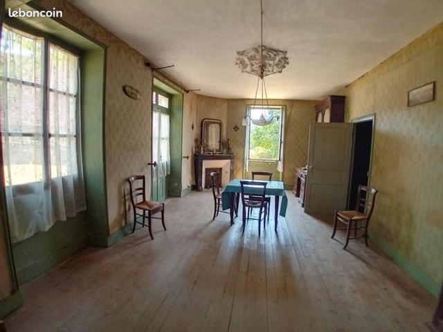 Maison vente à Gourdon, Strenquels