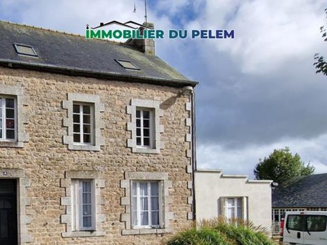 Maison vente à Saint-Nicolas-du-Pélem, Côtes-d'Armor