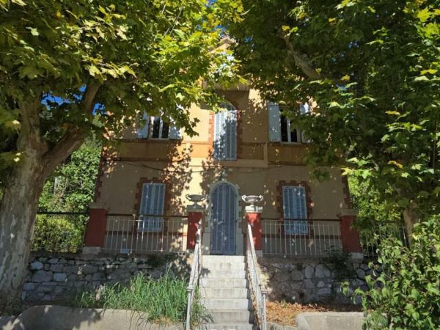 Maison vente à Marseille, Aubagne