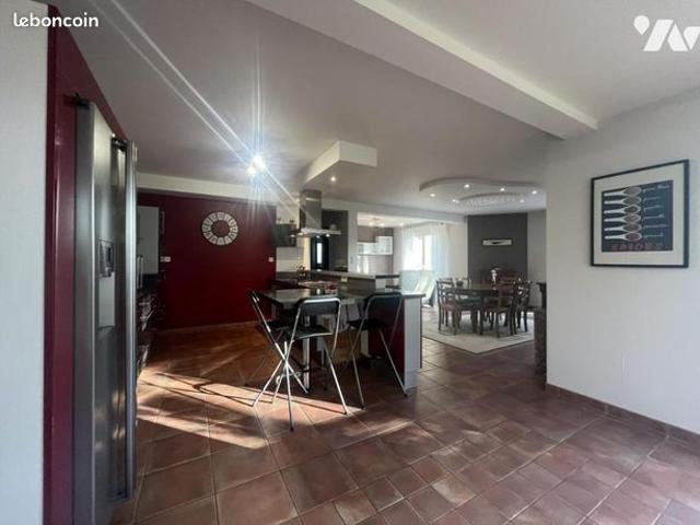 Maison vente à Pontivy, Bretagne